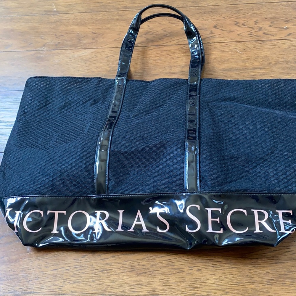 Victoria’s Secret beach bag